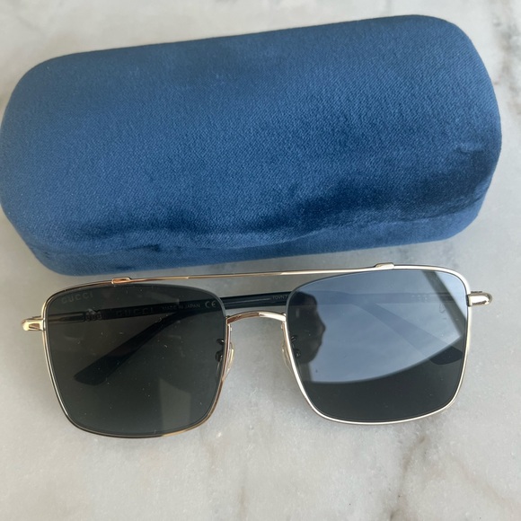 Authentic Gucci Sunglasses 😎 - Picture 6 of 10